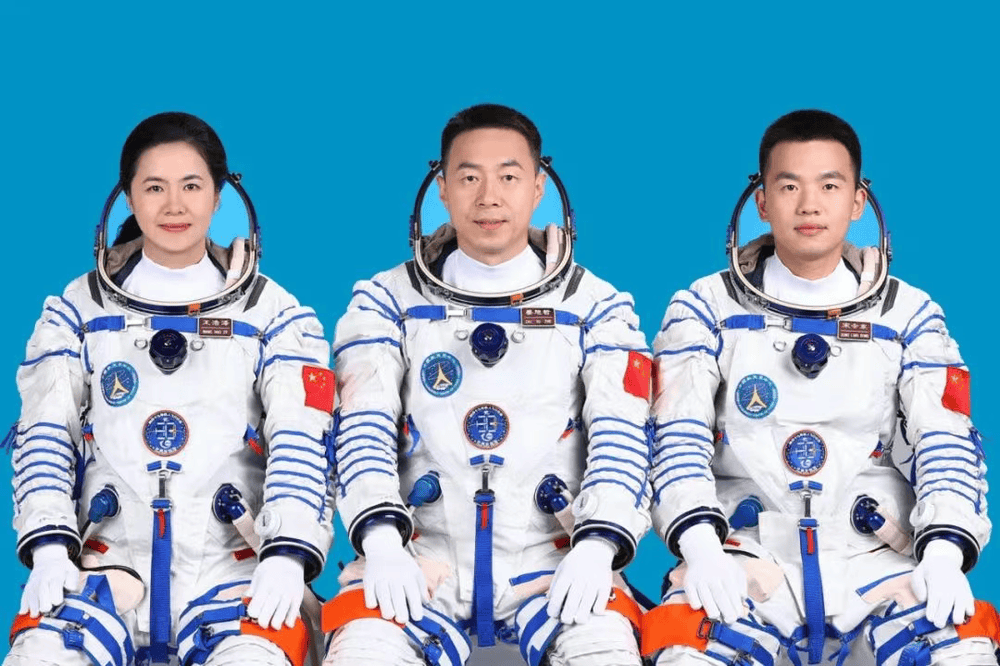 神十九飞船已撤离空间站 计划于今日中午返回东风着陆场