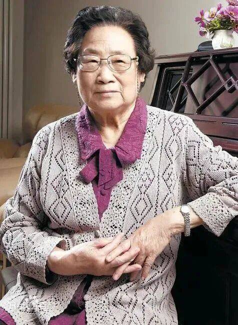 2025诺贝尔奖揭晓！这些教育话题可以和孩子聊聊