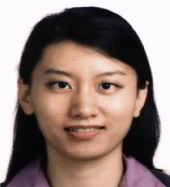 47岁剑桥女博士与父亲陈尸家中，昔日博客记录乡愁